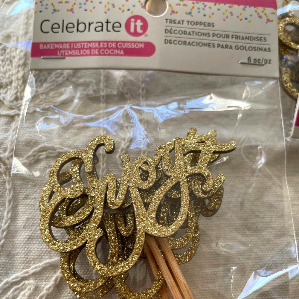 Gold Treat Toppers - Set of 4 packs